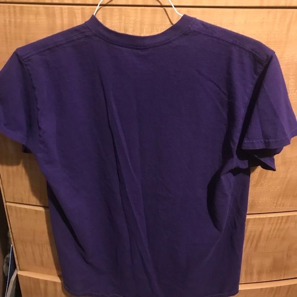 Purple embroidered short sleeve t-shirt size 10 /12 - Picture 3 of 4